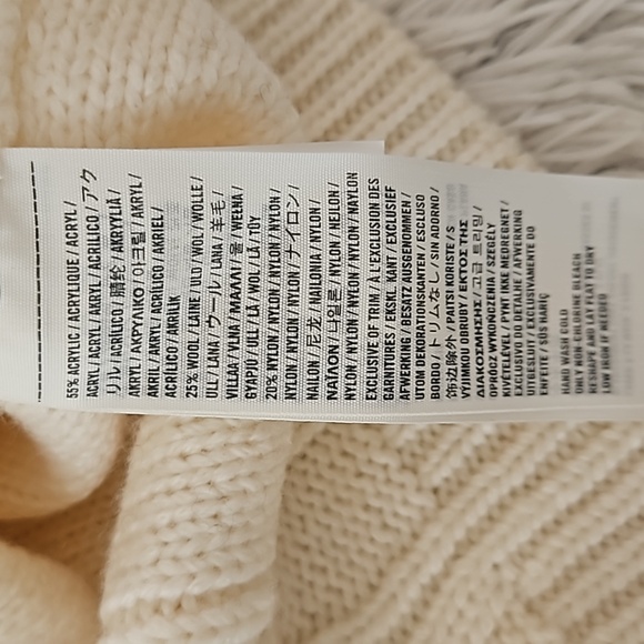 Vintage Abercrombie & Fitch Cable Knit Sweater Womens L Cream Ivory Crew Neck - Picture 10 of 12
